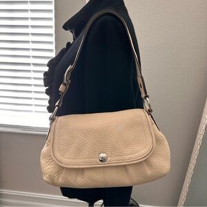 Coach Cream Leather Shoulder Bag